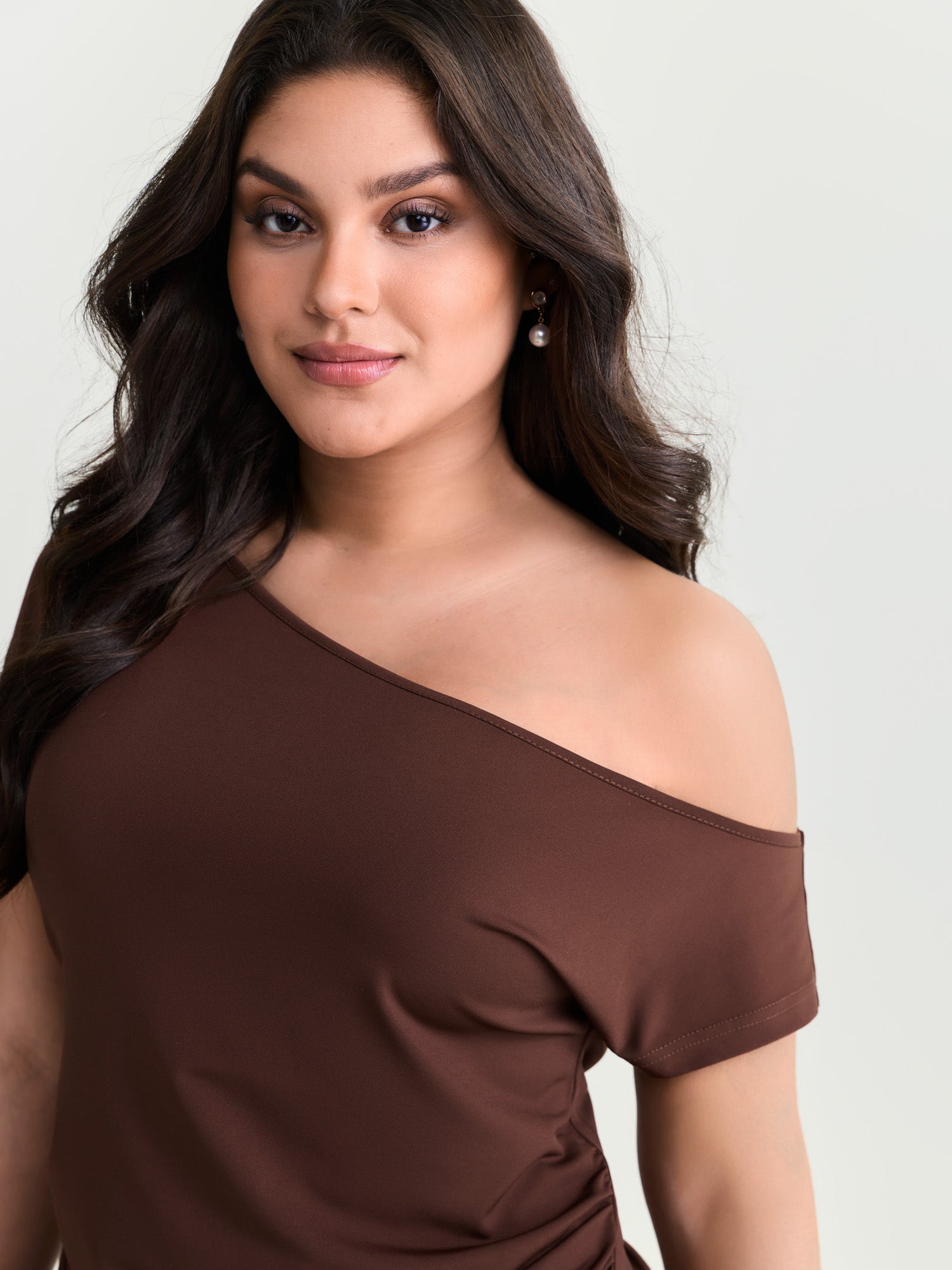 Supersoft Stretchy One-Shoulder Ruched Knit Top